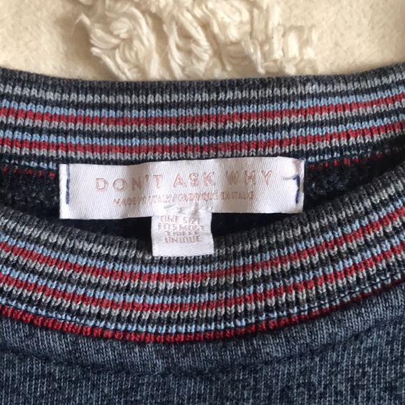 Cropped Crew Neck - Picture 2 of 3